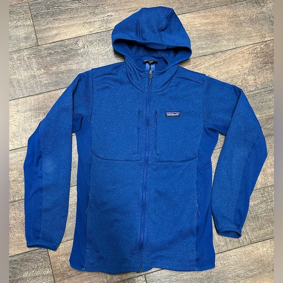Patagonia Hooded Better Sweater Size Medium in Blue - Picture 1 of 3